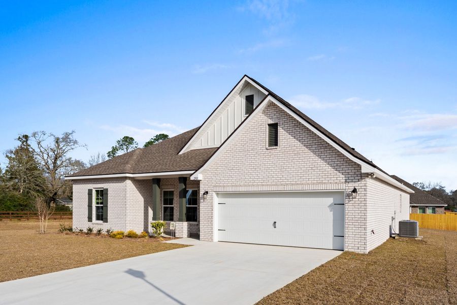 Houston Place - Crestview, FL - DSLD Homes - Comstock III H - Model Home