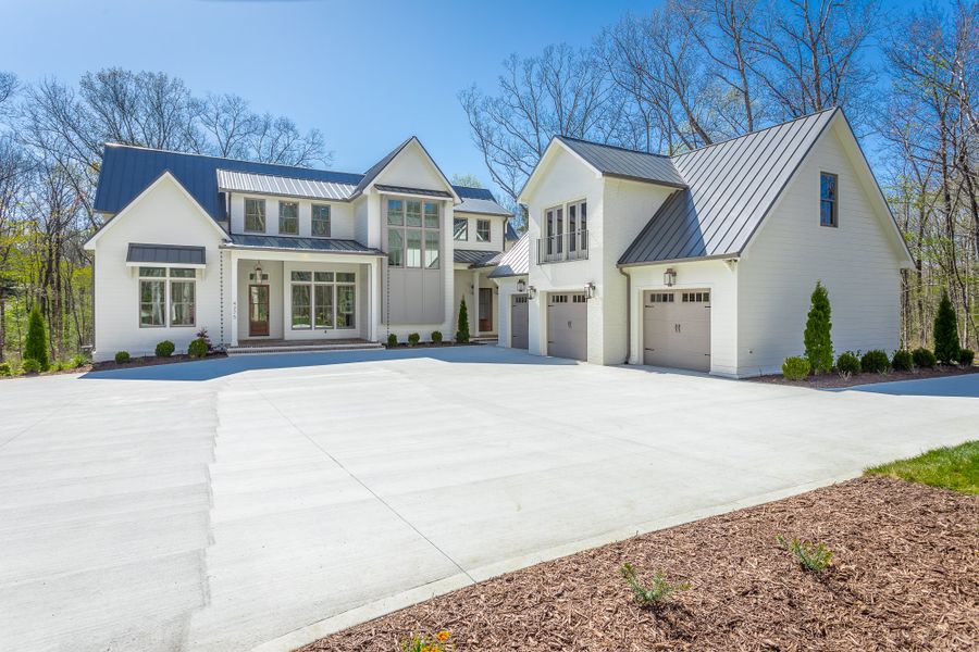 Front exterior of a home in the Pine Ridge community, located in Soddy-Daisy, TN (Image 14). Front exterior of a home in the Pine Ridge community, located in Soddy-Daisy, TN (Image 14).