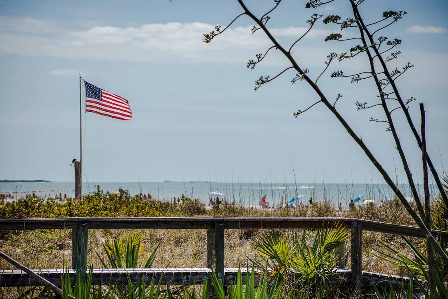 Image 36 of the Isles At Bayview community in Parrish, FL.