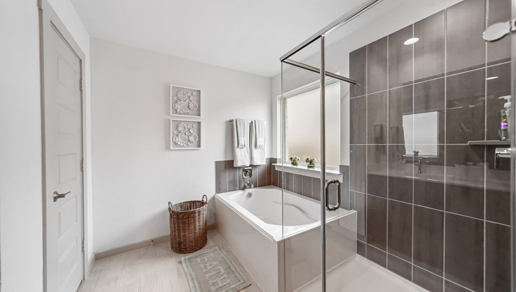 Image 34 of the Lago Mar community in Texas City, TX.