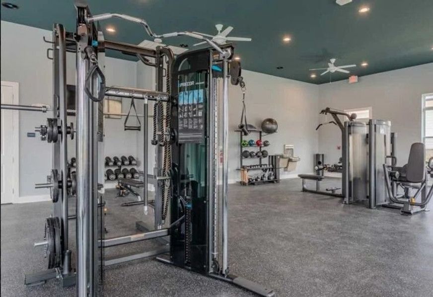 An on-site fitness center, open 24 hours to fit your routine An on-site fitness center, open 24 hours to fit your routine