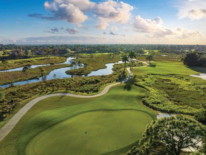Natural surroundings and green spaces near Tesoro Club in Port St. Lucie, FL (Image 52).