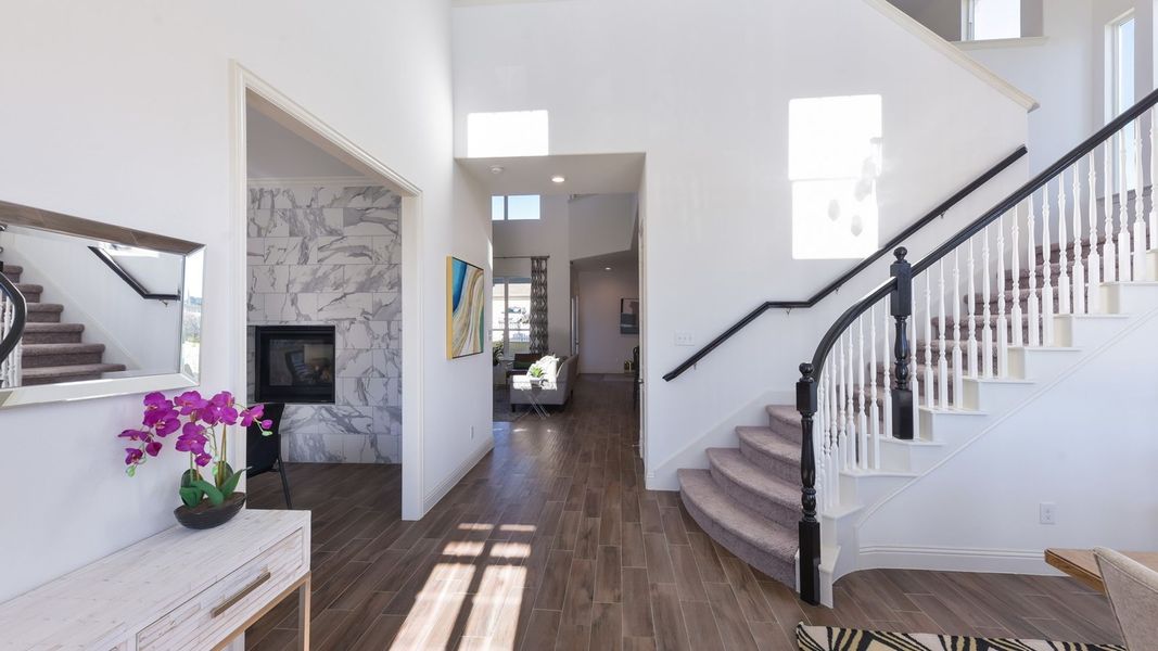 Image 5 of the Capella Park community in Dallas, TX.