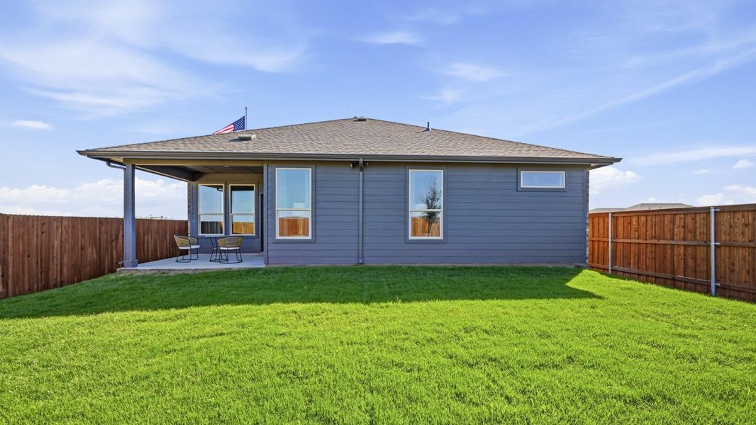 Exterior details of a home in Bluestem, Rhome (Image 26). Exterior details of a home in Bluestem, Rhome (Image 26).
