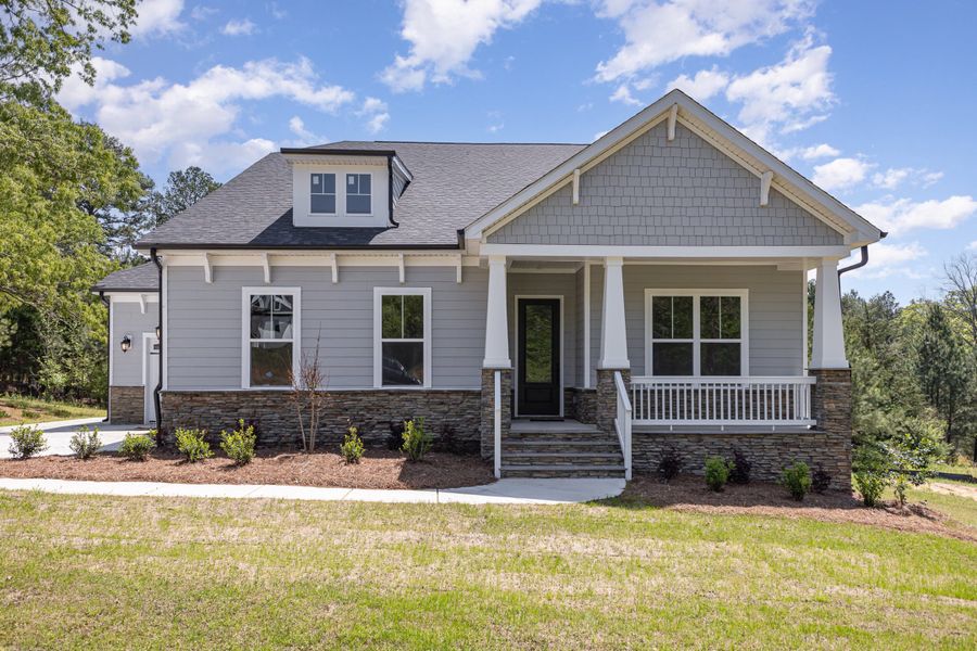 Front exterior of a home in the Edmunds Farm community, located in Clover, SC (Image 6). Front exterior of a home in the Edmunds Farm community, located in Clover, SC (Image 6).