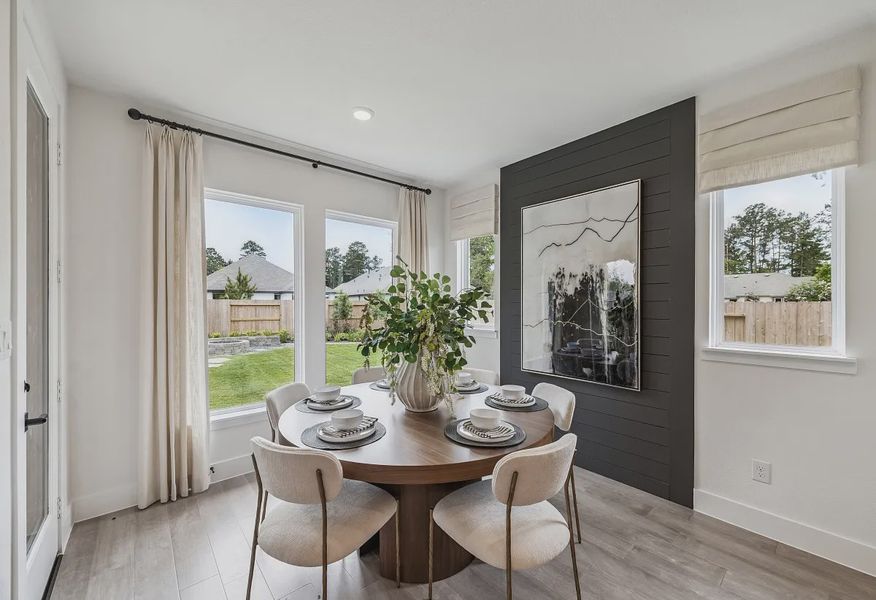 Plan 4069 Model Dining - 6 of 12