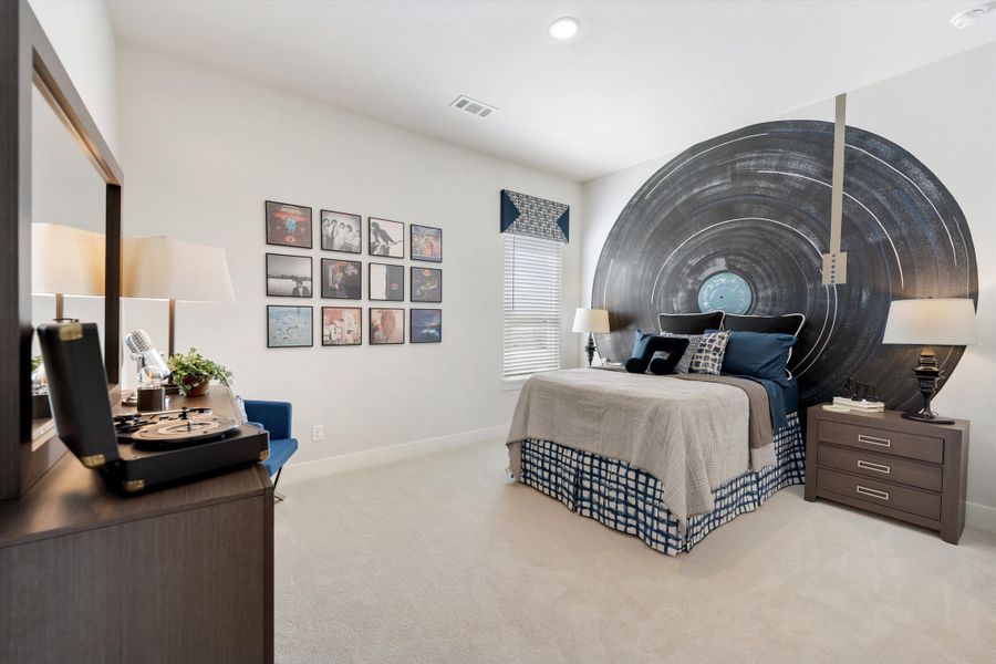 Furnished interior in a model home at Creekview Addition in Van Alstyne (Image 38). Furnished interior in a model home at Creekview Addition in Van Alstyne (Image 38).