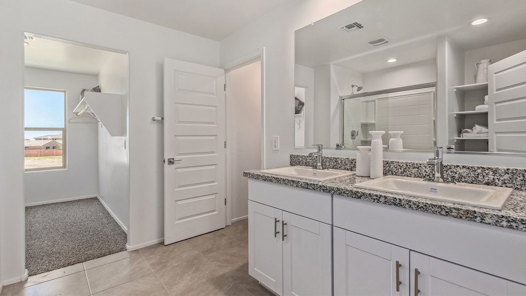 Furnished interior in a model home at Hanson Ridge in Vail (Image 31).