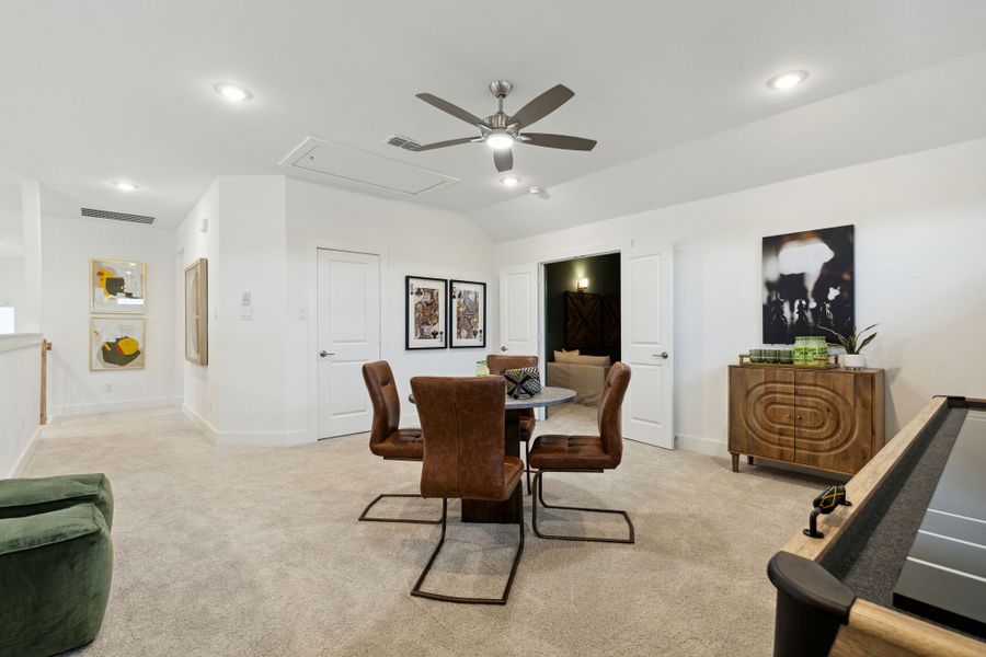 Furnished interior in a model home at Painted Tree Lakeside in McKinney (Image 38).