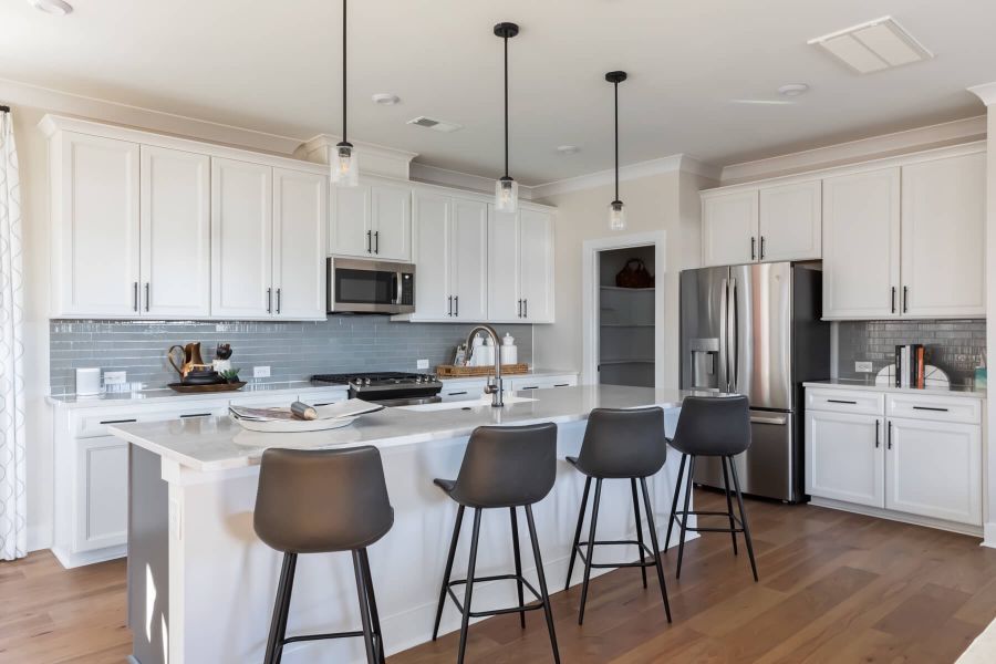 Image 13 of the King’s Grant community in Apex, NC.