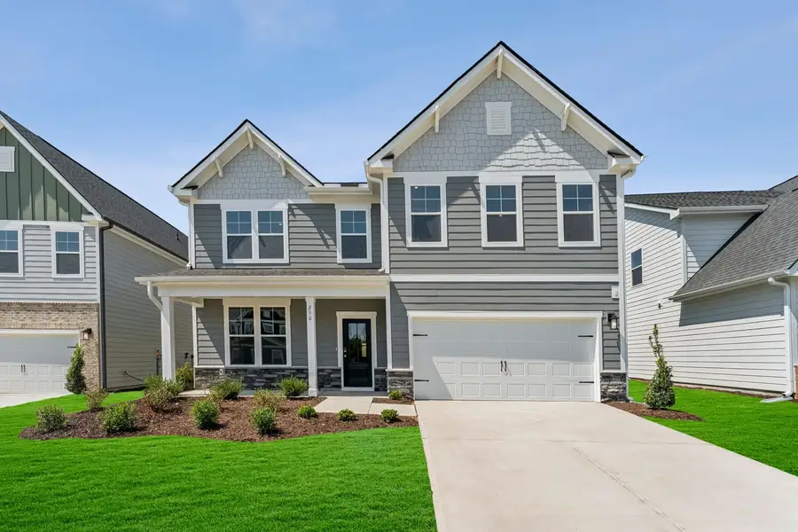 New single-family homes on large homesites in Knightdale, NC New single-family homes on large homesites in Knightdale, NC