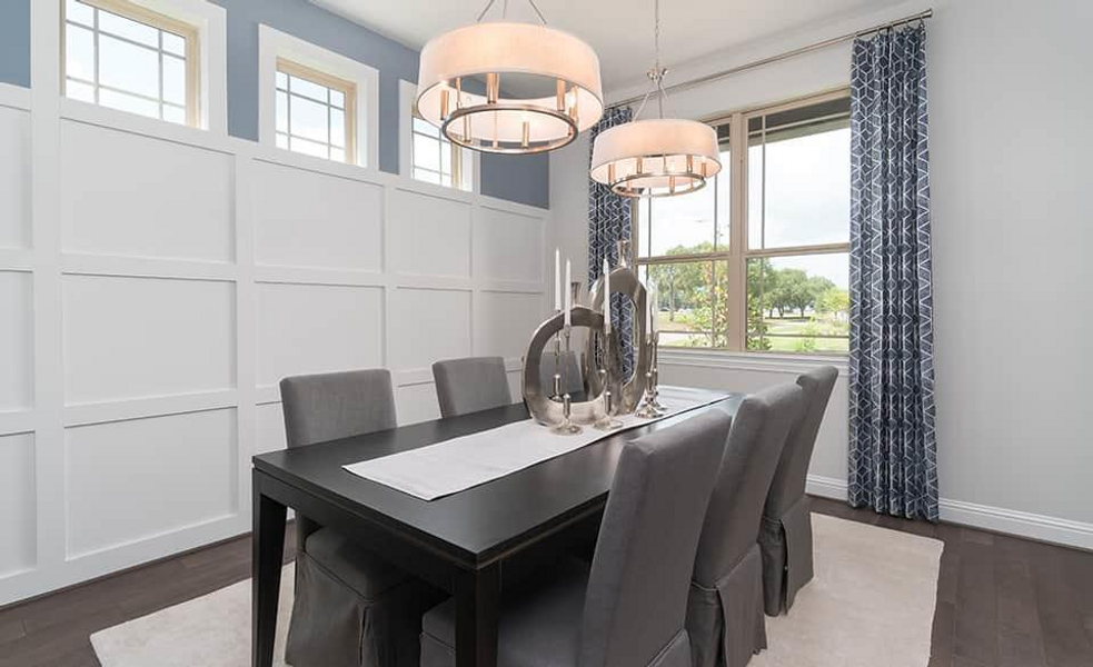 Image 4 of the Enclave at Lake Shore Harbour community in Missouri City, TX.