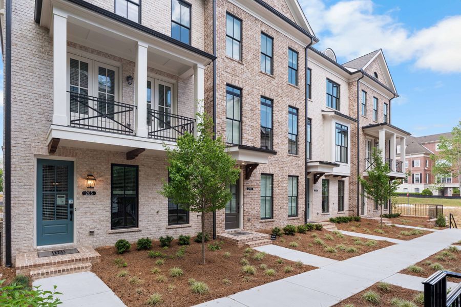 Image 45 of the Byers Park community in Alpharetta, GA.