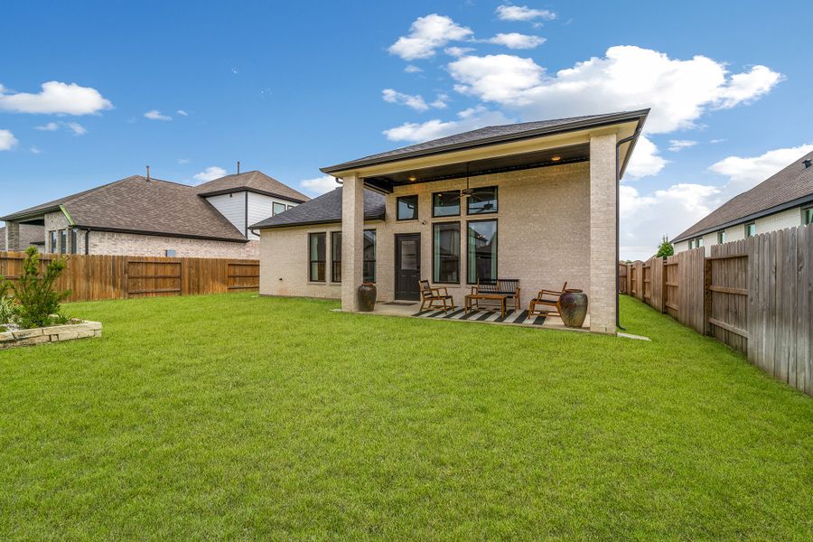 Front exterior of a home in the Sunterra community, located in Katy, TX (Image 11). Front exterior of a home in the Sunterra community, located in Katy, TX (Image 11).