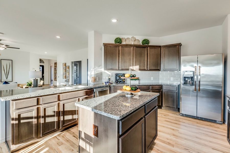 Image 4 of the Winward: Wildflower Collection community in Katy, TX.