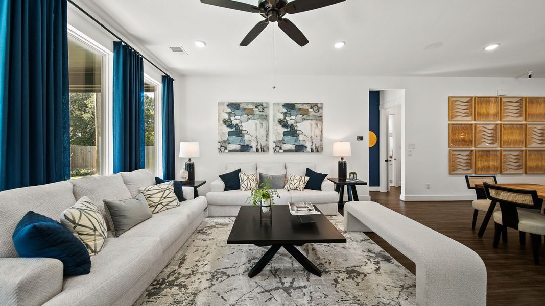 Sorella - Olive lll Model Photo Sorella - Olive lll Model Photo