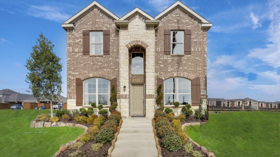 Image 2 of the Hillstone Pointe 40s & 50s community in Little Elm, TX.