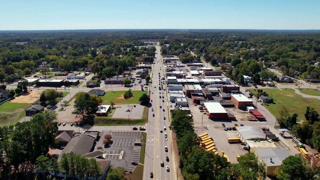 Image 38 of the Leander Lee Preserve community in Lillington, NC. Image 38 of the Leander Lee Preserve community in Lillington, NC.