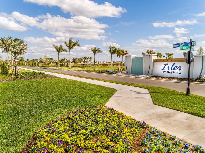 Image 12 of the Isles At Bayview community in Parrish, FL.