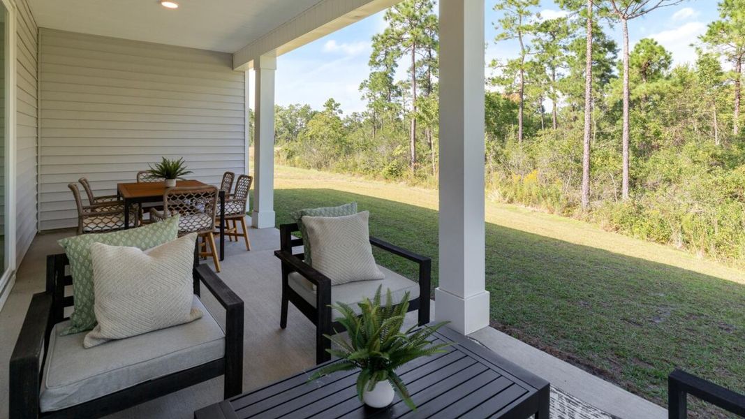 Exterior details of a home in Grayson Park, Leland (Image 4).