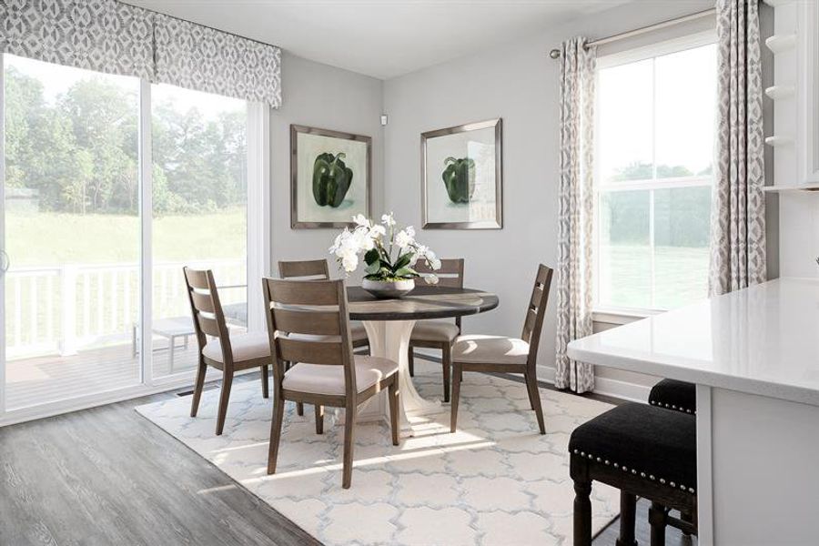 Host dinners and make memories in a space that brings people together.​