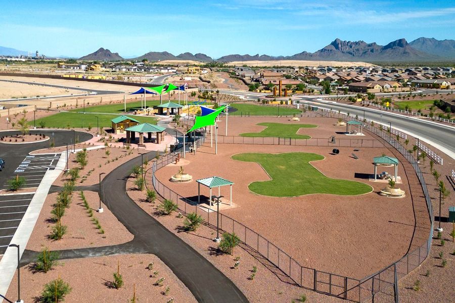 Less than 4 miles to Paws n' Claws Park