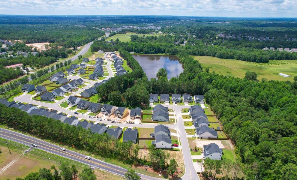 Image 5 of the Autumn Pond community in Blythewood, SC.