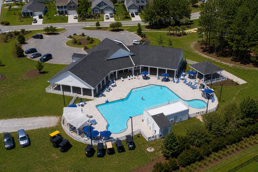 Brunswick Plantation Pool and Clubhouse