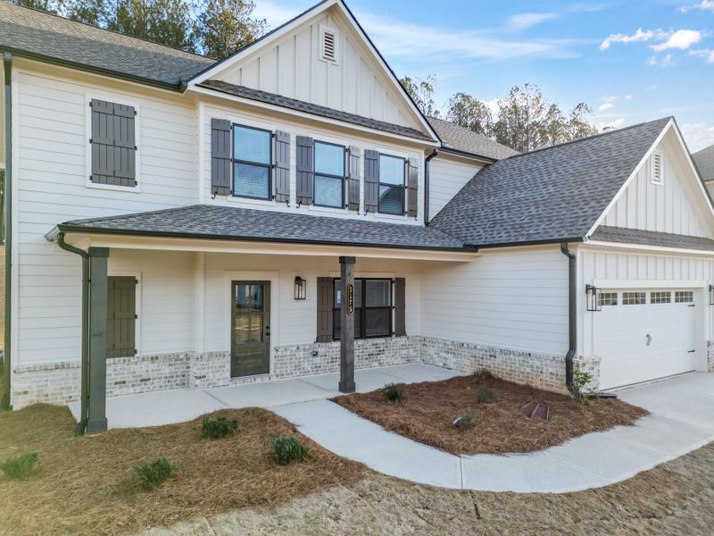 Front exterior of a home in the Red Oak Ridge community, located in Loganville, GA (Image 14). Front exterior of a home in the Red Oak Ridge community, located in Loganville, GA (Image 14).