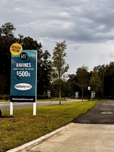 Explore RiverTown - Ravines by Mattamy Homes in St. Johns, FL. Beautiful community living with reduced pricing from the $500s.