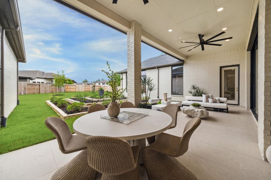 Exterior details of a home in ARTAVIA® - 65' Art, Conroe (Image 5).