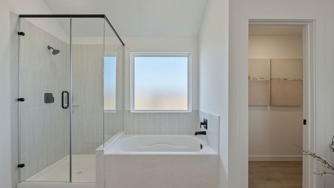 Furnished interior in a model home at Riverside Estates in Baytown (Image 30).