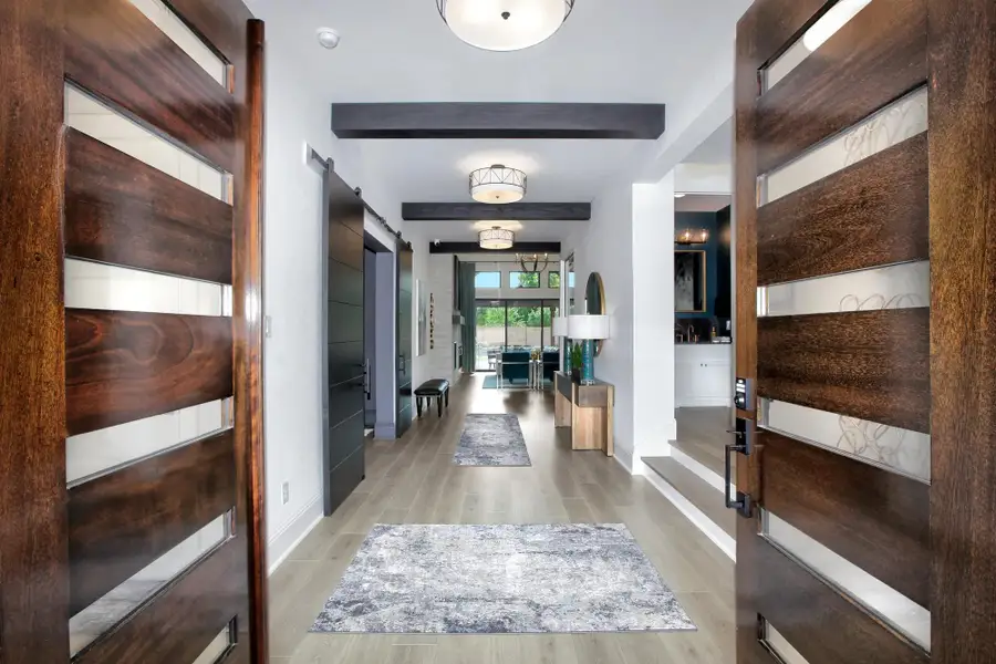 The Eastland II Foyer The Eastland II Foyer