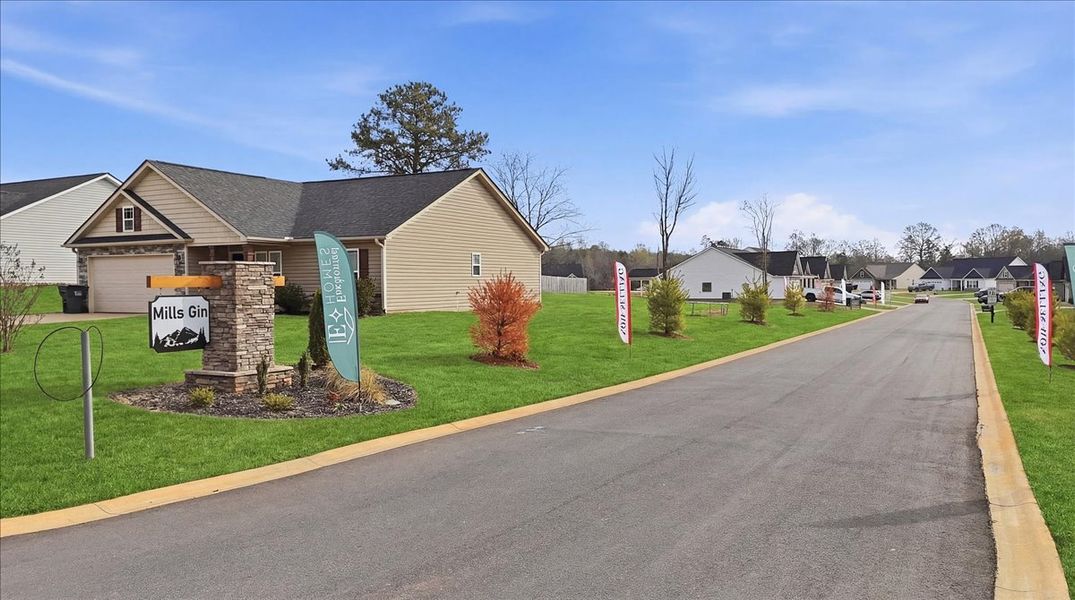 Image 26 of the Mills Gin community in Campobello, SC.