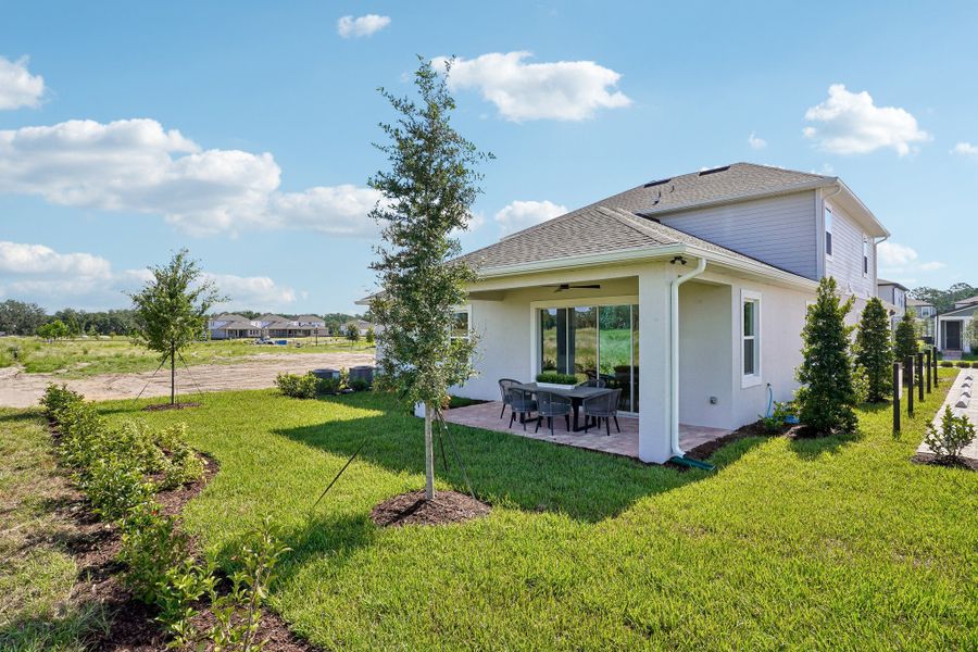 Exterior details of a home in Northlake at Ovation, Winter Garden (Image 7).