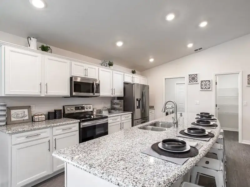 Image 3 of the Siena Reserve community in St. Cloud, FL.