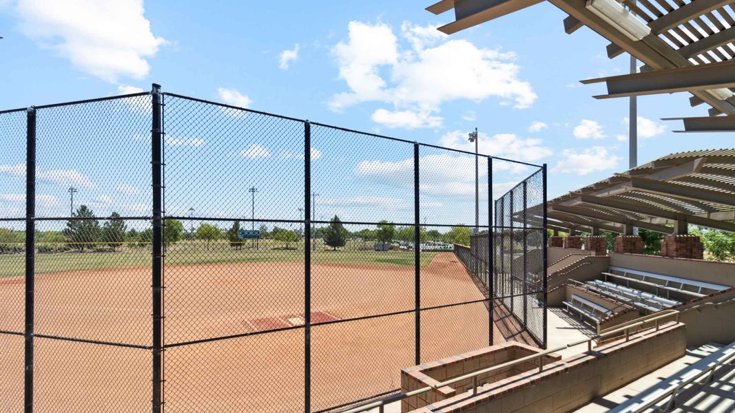 Community amenity available to residents of Anthem at Merrill Ranch in Florence (Image 3).