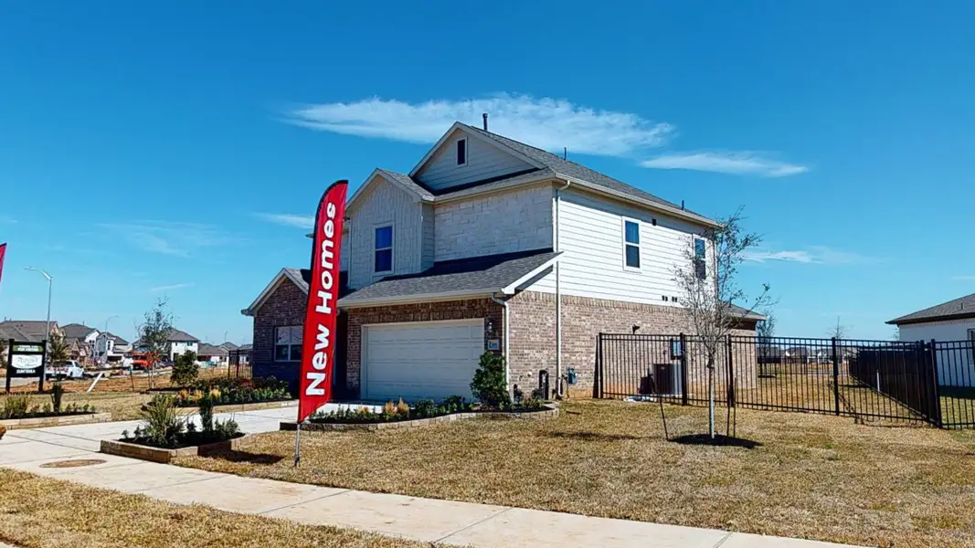 Front exterior of a home in the Rollingbrook Estates community, located in Baytown, TX (Image 7). Front exterior of a home in the Rollingbrook Estates community, located in Baytown, TX (Image 7).