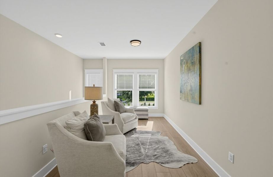 Furnished interior in a model home at King's Landing in Panama City (Image 31). Furnished interior in a model home at King's Landing in Panama City (Image 31).