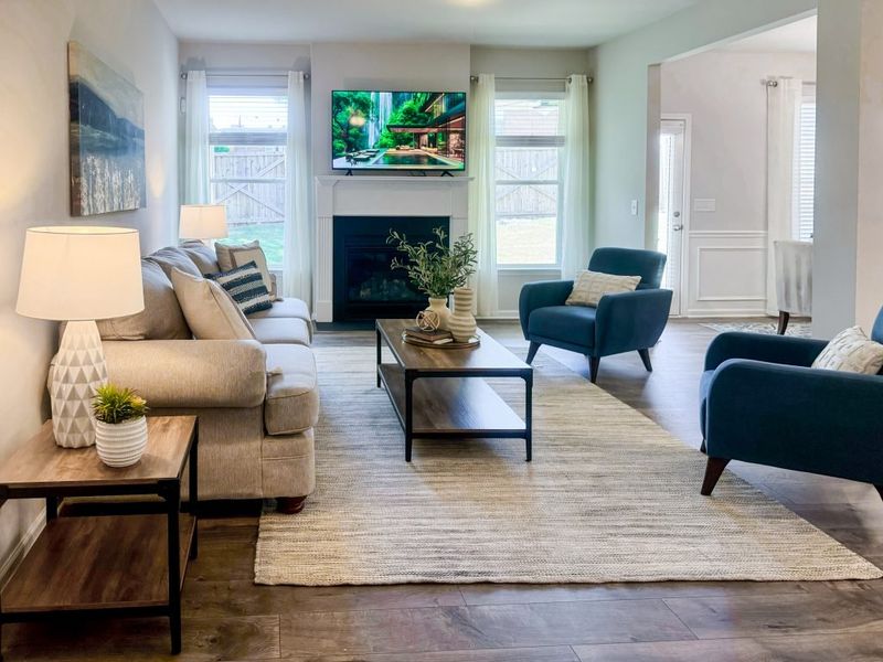 Furnished interior in a model home at Park View Reserve in Mableton (Image 5).