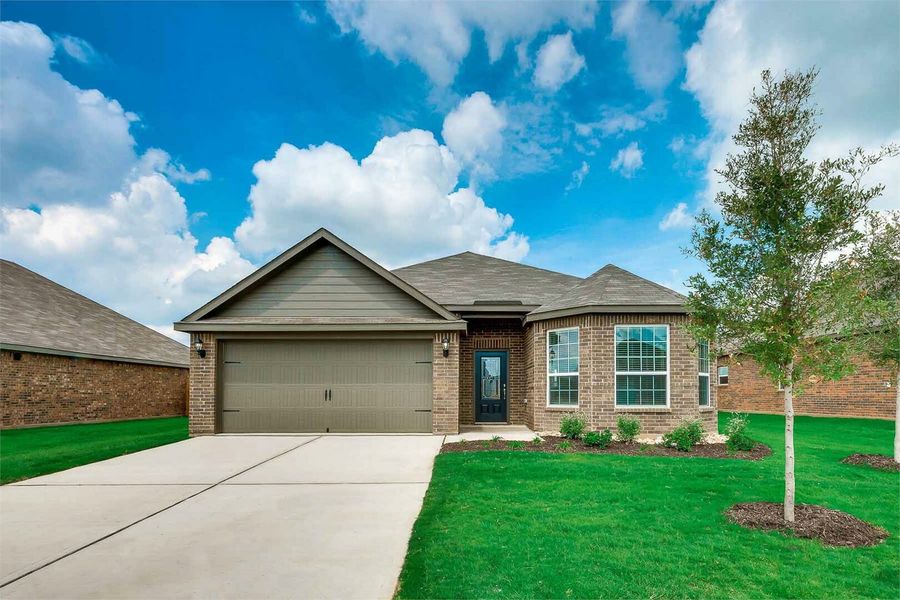 Image 6 of the The Bridges community in Crowley, TX.