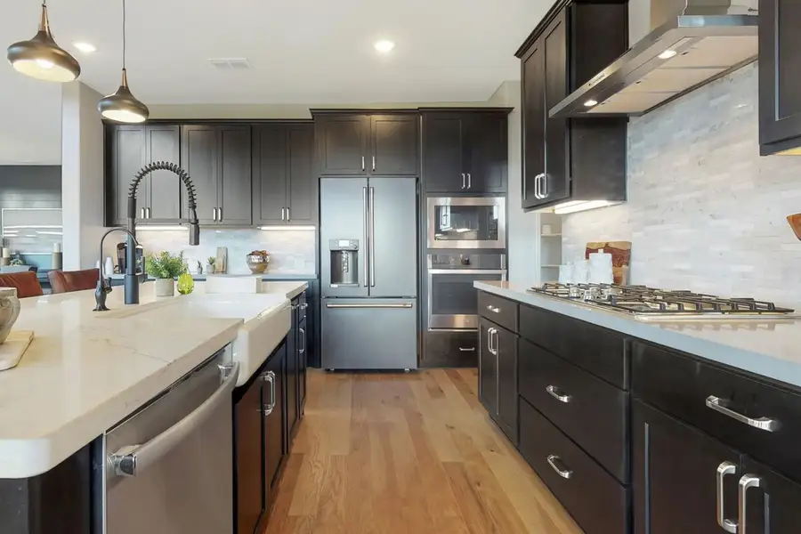 Image 23 of the Hollyhock community in Frisco, TX.