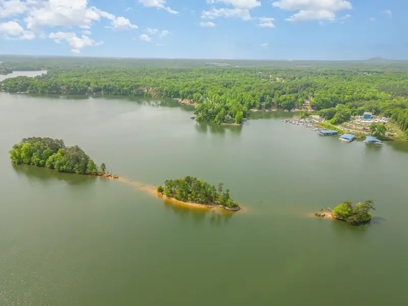 Natural surroundings and green spaces near Harbor Watch in Statesville, NC (Image 8).