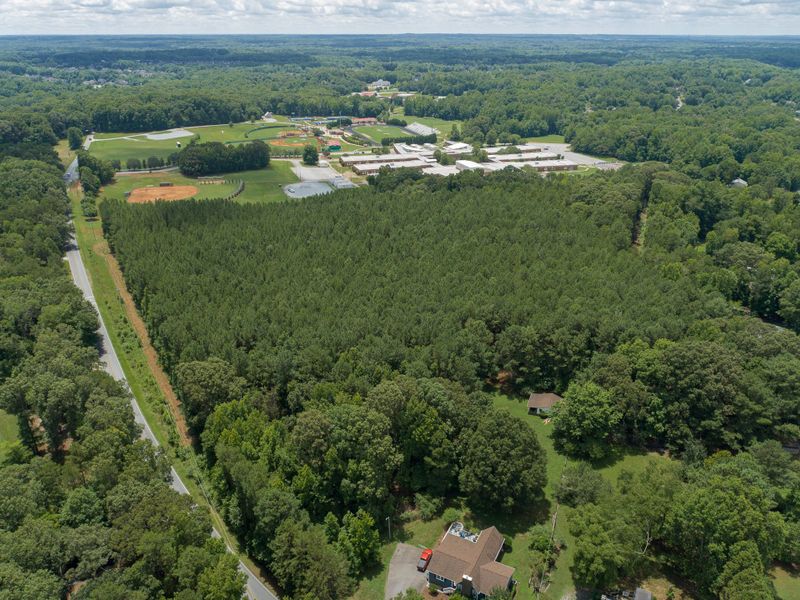 Natural surroundings and green spaces near Elysian at Weddington in Weddington, NC (Image 8). Natural surroundings and green spaces near Elysian at Weddington in Weddington, NC (Image 8).