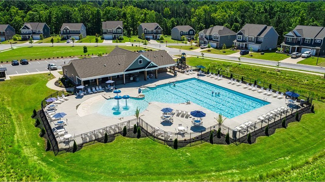 Community amenity available to residents of Falls Cove at Lake Norman: Falls Cove at Lake Norman - Phase 1 in Troutman (Image 5).