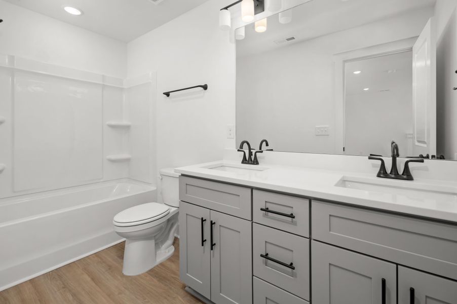 Tiger Hill Townhomes - Murfreesboro, TN - DSLD Homes - Secondary Bath