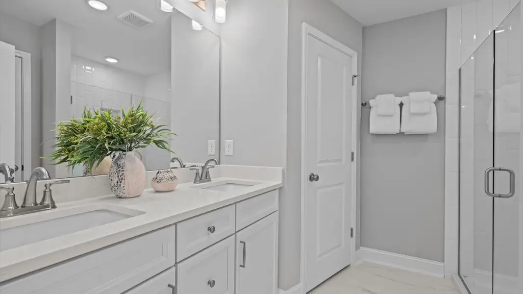 Furnished interior in a model home at Essex Townes in Franklinton (Image 17).