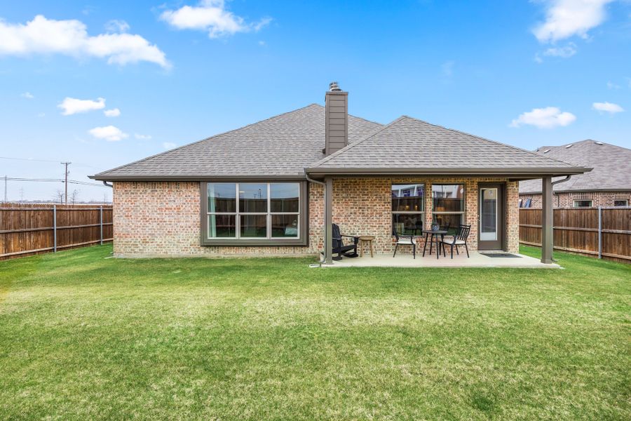 Exterior details of a home in Hunters Ridge, Crowley (Image 2).