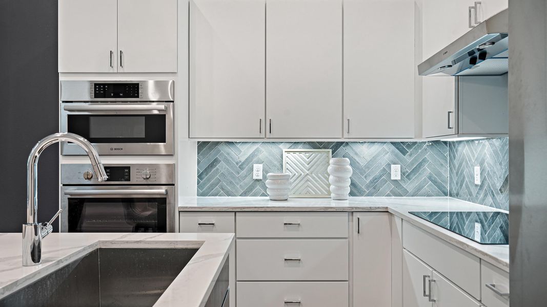 Furnished interior in a model home at Bluebonnet Lofts in Austin (Image 41).