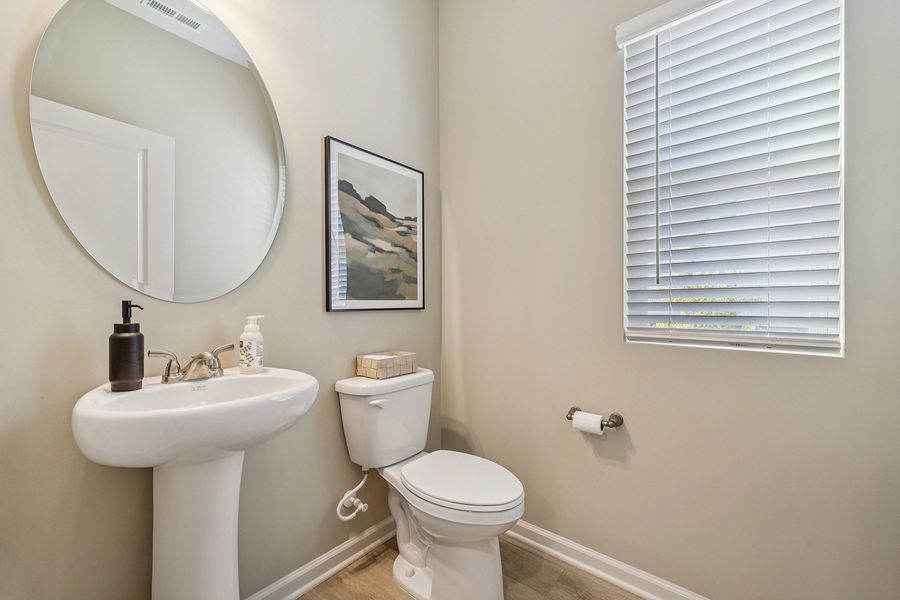 Cannalily | Powder Room